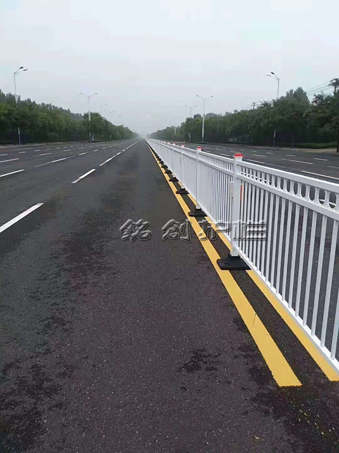 道路护栏