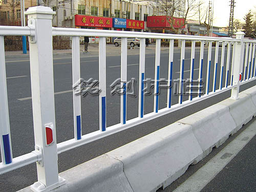 道路护栏
